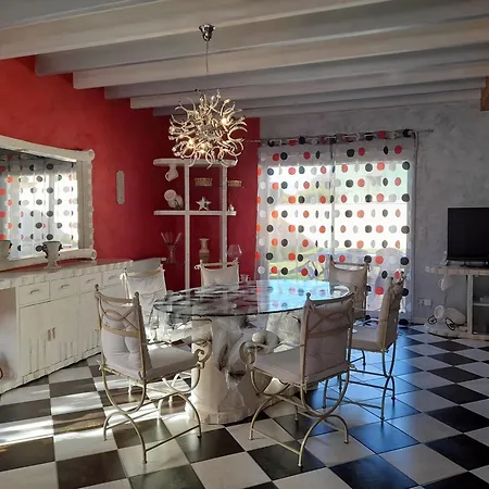 Prázdninový dům Chatelleraudais *